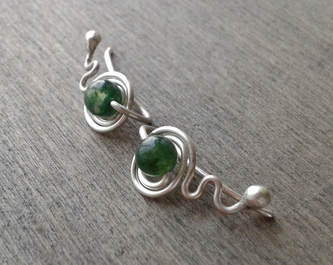 Ear cuffs with moss agate